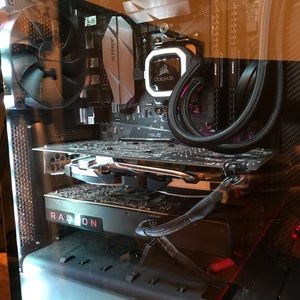 Meet your Posher, Holton